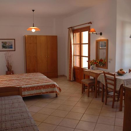 Thalina Hotel Marathókampos Екстериор снимка